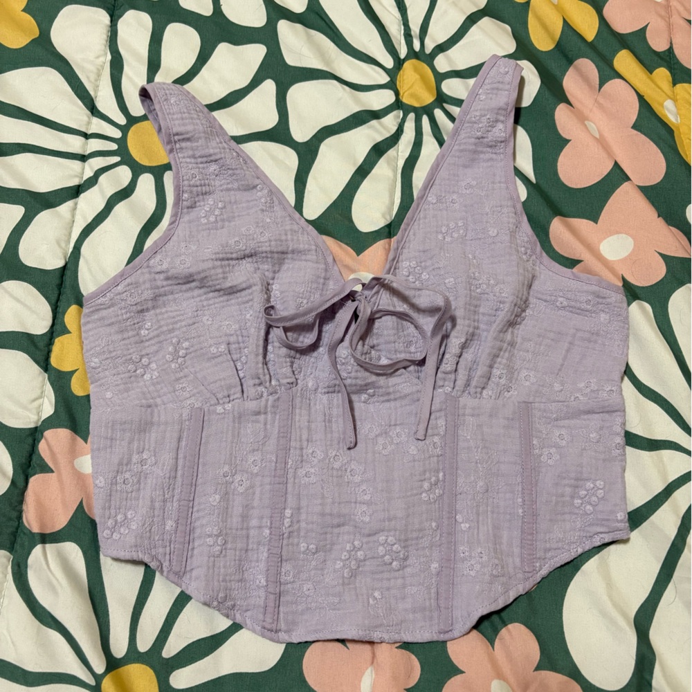 5/$25 Forever 21 Wisteria Cami Top M NWT